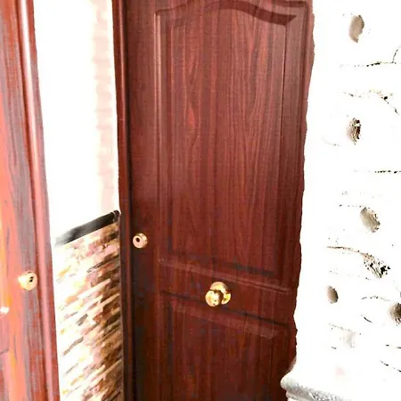 Casa En Apartment Busquistar